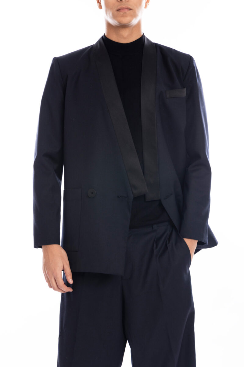 ClassicOnyx Blazer (UNISEX) - Image 9