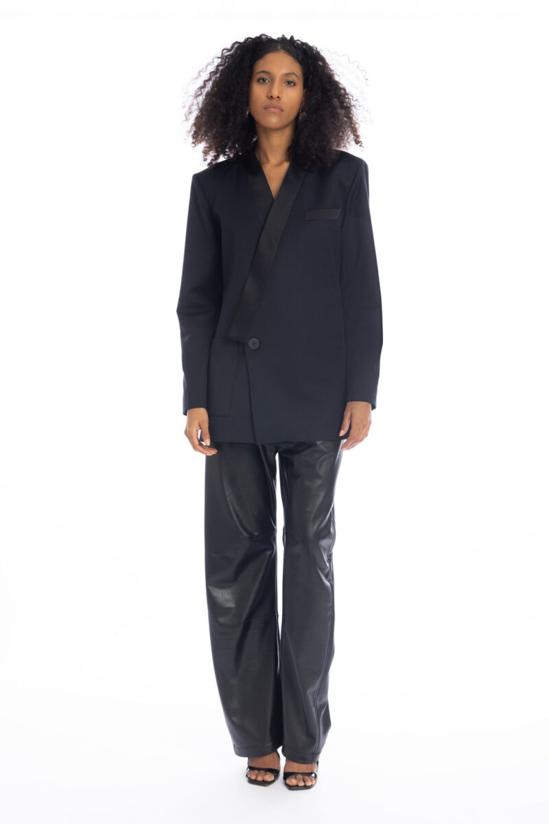 ClassicOnyx Blazer (UNISEX) - Image 2